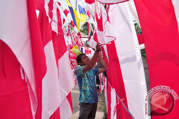 Petani Garut banting stir jual bendera Petani Garut banting stir jual bendera