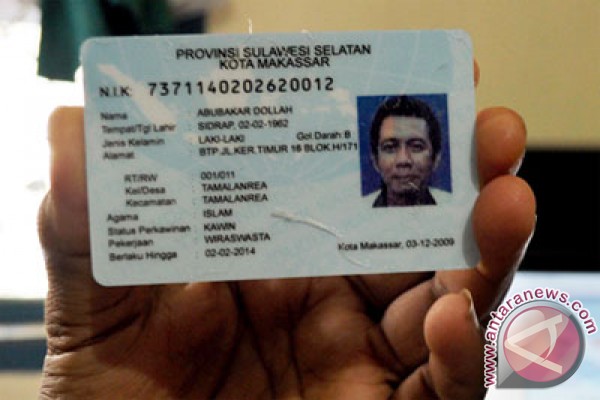 Pemkab Seluma bagikan KTP elektronik Pemkab Seluma bagikan KTP elektronik