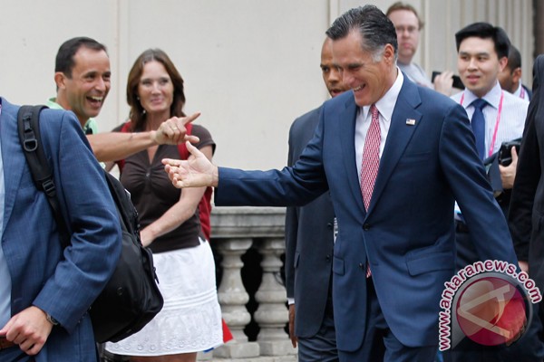 Pilihan Romney atas Paul Ryan dianggap publik buruk Pilihan Romney atas Paul Ryan dianggap publik buruk