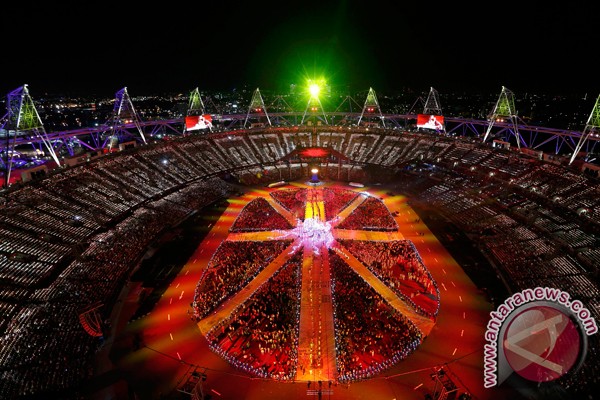 Noel Gallagher cemooh tampilan Liam di penutupan olimpiade Noel Gallagher cemooh tampilan Liam di penutupan olimpiade