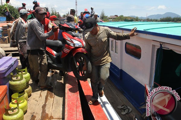 Biaya transportasi laut picu harga Biaya transportasi laut picu harga