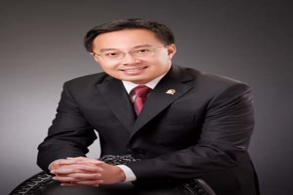 Menteri ESDM diminta batalkan rencana ekspor LNG tangguh ke Jepang Menteri ESDM diminta batalkan rencana ekspor LNG tangguh ke Jepang