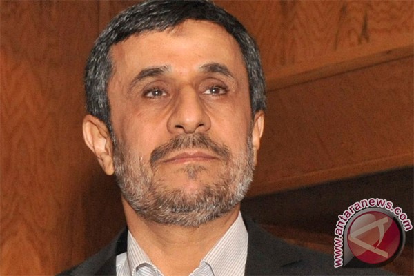 Iran lakukan parade militer, peringatkan Israel dan Amerika Iran lakukan parade militer, peringatkan Israel dan Amerika