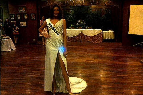 Puteri Indonesia Lingkungan 2011 siap berlaga di Miss International Puteri Indonesia Lingkungan 2011 siap berlaga di Miss International