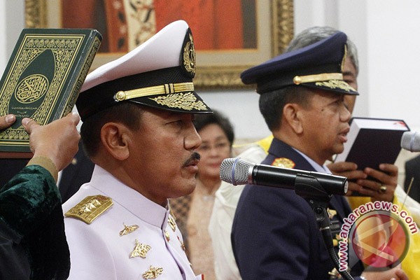 Presiden lantik Kasal dan Kasau baru Presiden lantik Kasal dan Kasau baru