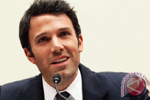 Sejumlah penggemar protes Ben Affleck sebagai Batman Sejumlah penggemar protes Ben Affleck sebagai Batman