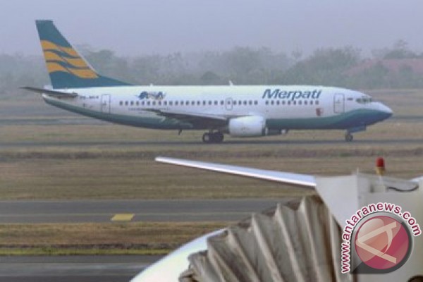 Cuaca buruk, Merpati batal mendarat di Kupang Cuaca buruk, Merpati batal mendarat di Kupang