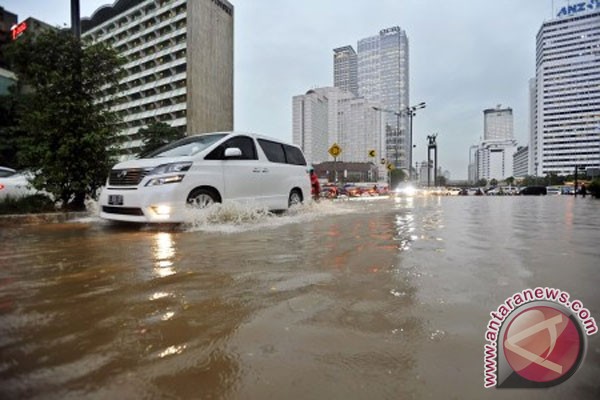 Banjir kepung Kota Sarolangun Banjir kepung Kota Sarolangun