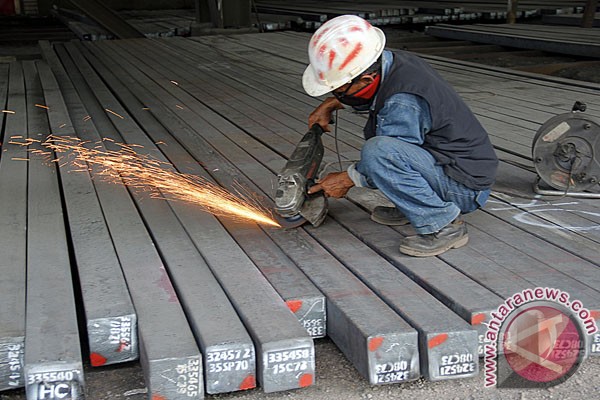 Karyawan Krakatau Steel tuntut perbaikan kinerja perusahaan Karyawan Krakatau Steel tuntut perbaikan kinerja perusahaan