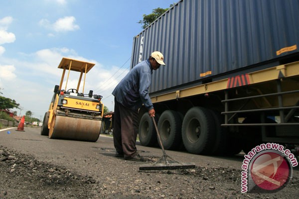 Pembangunan jalan Sumut diprioritaskan jalur barat dan tengah Pembangunan jalan Sumut diprioritaskan jalur barat dan tengah