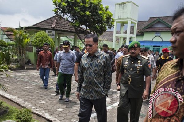 Kalangan DPR minta penyerang Lapas Cebongan ditindak tegas Kalangan DPR minta penyerang Lapas Cebongan ditindak tegas