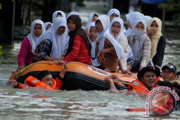 Ketinggian banjir di Demak bertambah Ketinggian banjir di Demak bertambah