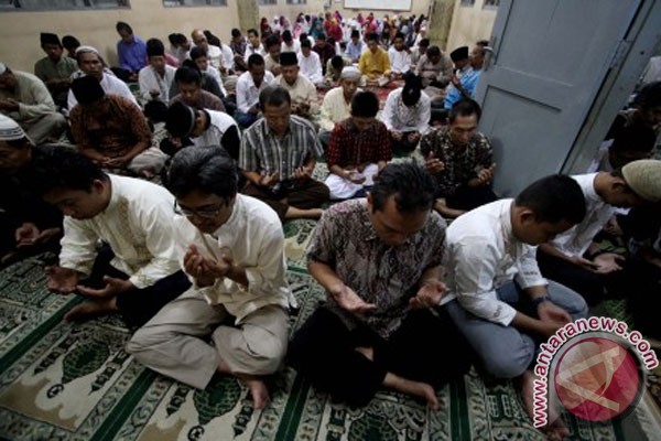 Sejumlah SMP di Semarang gelar doa bersama Sejumlah SMP di Semarang gelar doa bersama
