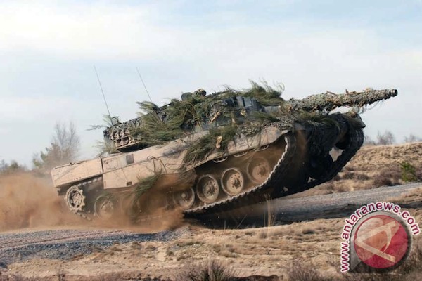 PT Pindad siap produksi amunisi tank 2A4 Leopard
