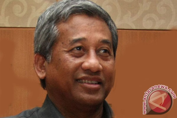 Mendikbud umumkan hasil akhir UN SMP 2013 Mendikbud umumkan hasil akhir UN SMP 2013