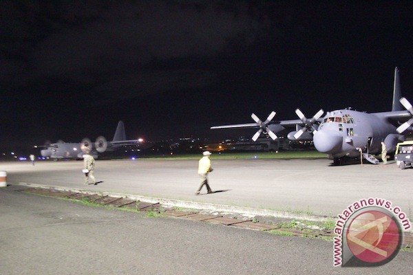 Dua C-130 Hercules Angkatan Udara Amerika Serikat mendarat di Bandung Dua C-130 Hercules Angkatan Udara Amerika Serikat mendarat di Bandung