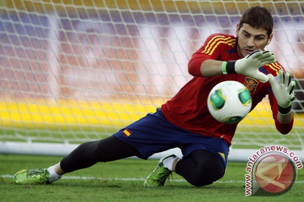 Ancelotti memotivasi Casillas Ancelotti memotivasi Casillas