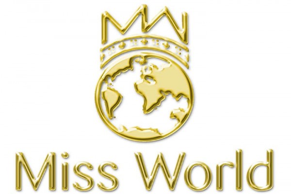 Tari kecak membuka ajang Miss World 2013 Tari kecak membuka ajang Miss World 2013