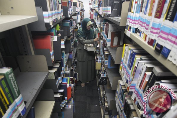 Kurangnya bahan bacaan sebabkan rendahnya minat baca Kurangnya bahan bacaan sebabkan rendahnya minat baca