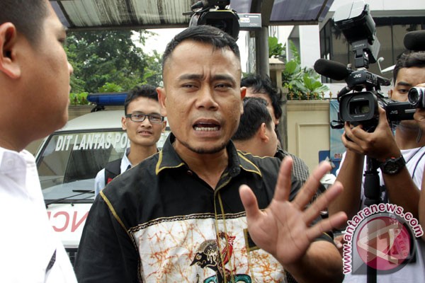Sopir pribadi libur kerja saat AQJ kecelakaan Sopir pribadi libur kerja saat AQJ kecelakaan