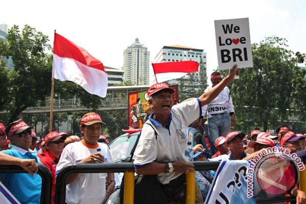 BRI tanggapi tuntutan pensiunan BRI tanggapi tuntutan pensiunan