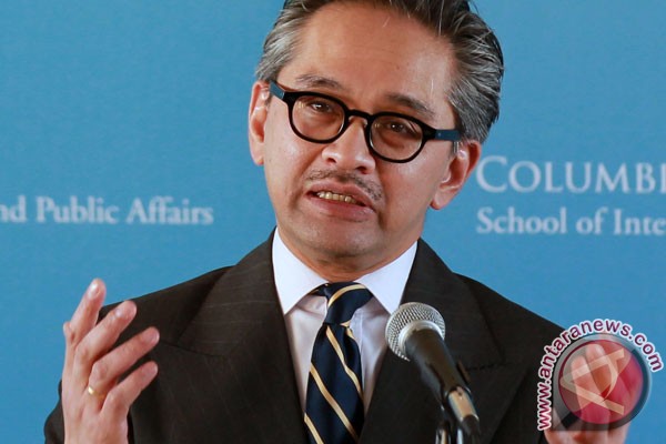 Indonesia issues warning against Australia`s boat people policy Indonesia issues warning against Australia`s boat people policy