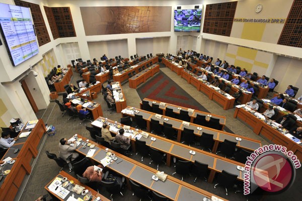 DPR segera bahas 65 Daerah Otonomi Baru DPR segera bahas 65 Daerah Otonomi Baru