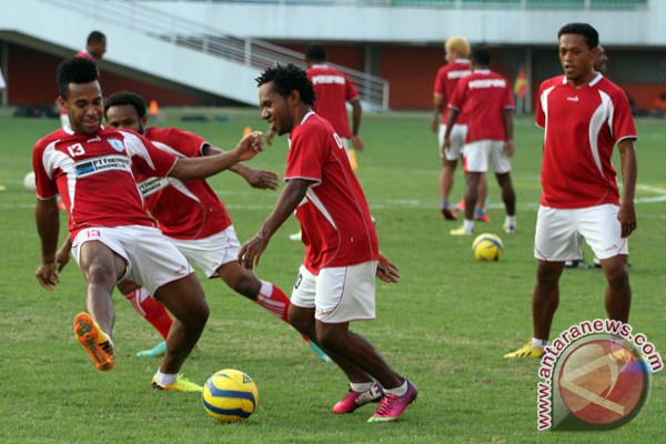 Persipura target tembus semifinal AFC Cup 2014 Persipura target tembus semifinal AFC Cup 2014