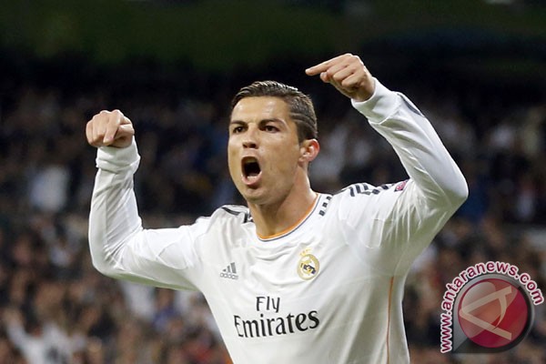 Pemain Real Madrid Cristiano Ronaldo ANTARA FOTO REUTERS Juan Medina 600 x 400 49 kB jpeg