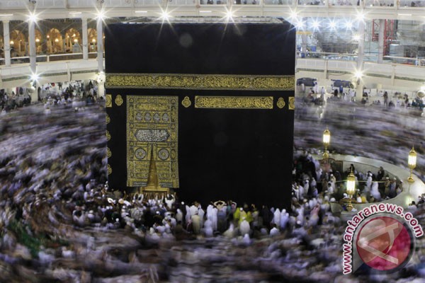 Pemerintah putuskan ambil alih layanan umrah