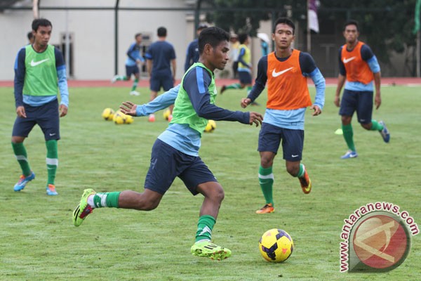 Timnas U-23 lawan Sri Lanka di Solo Timnas U-23 lawan Sri Lanka di Solo