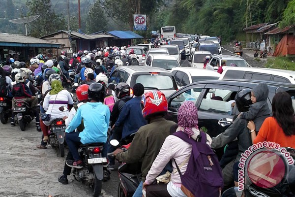 Kepolisian turunkan 170 personel di Jalur Puncak
