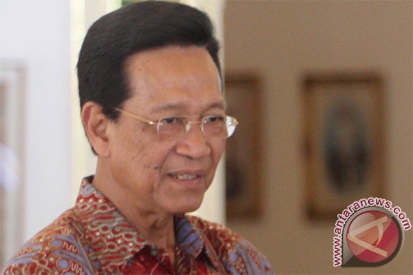 Sultan HB X tinjau jejak sesar opak gempa Jogja