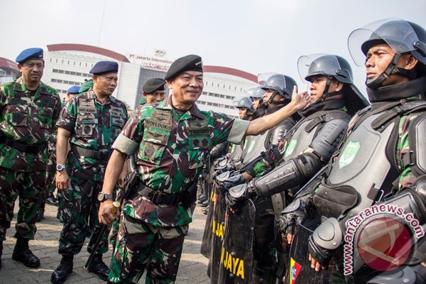 Panglima TNI perintahkan tak bawa peluru tajam