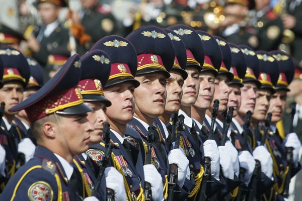 Kiev katakan tangkap 10 prajurit Rusia di Ukraina timur