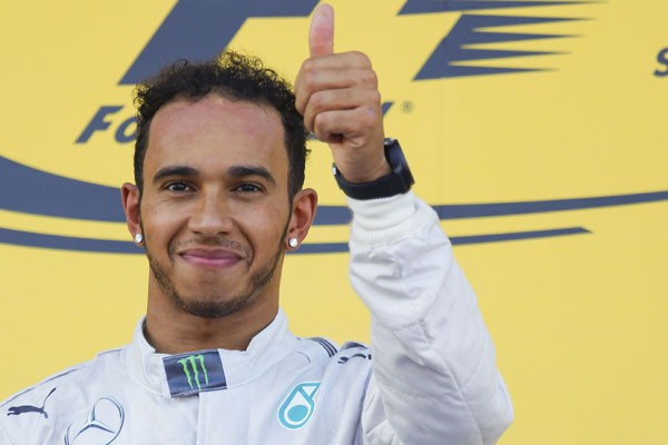 Hamilton kembali menang di Bahrain - 20141013229