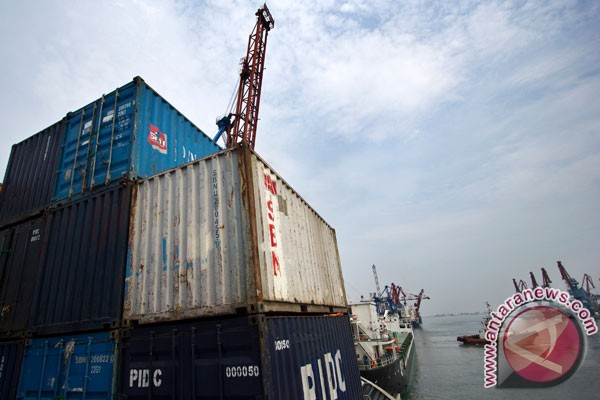 Senator minta semua pihak dukung Poros Maritim Senator minta semua pihak dukung Poros Maritim