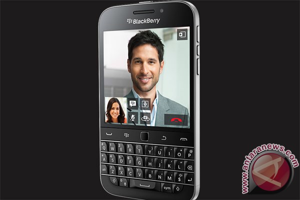 BlackBerry siap luncurkan BlackBerry Clasic, bisa Android