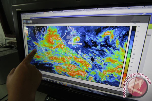 Cumulonimbus, awan maut yang dikaitkan dengan QZ8501