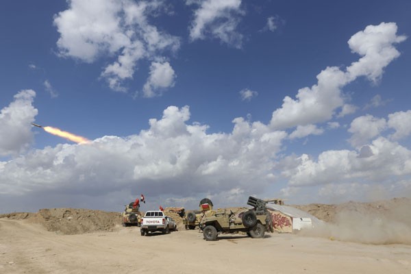 Pasukan Irak masuk lebih ke dalam kubu IS di Fallujah
