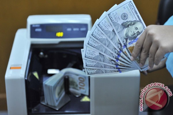 Dolar AS menguat didukung data ekonomi positif