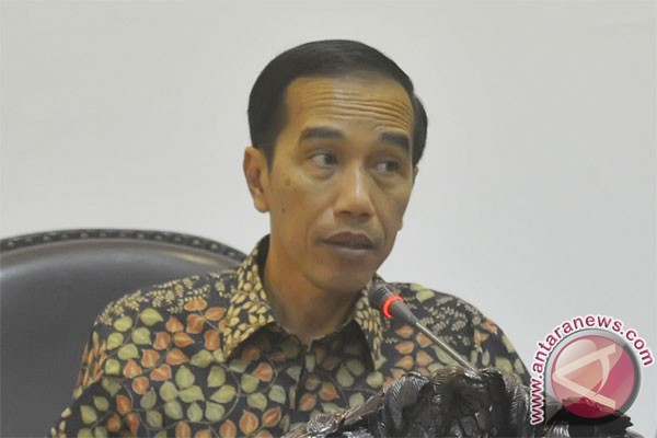 Sebaiknya Presiden Jokowi pakai <b>juru bicara</b> profesional - 20150318502