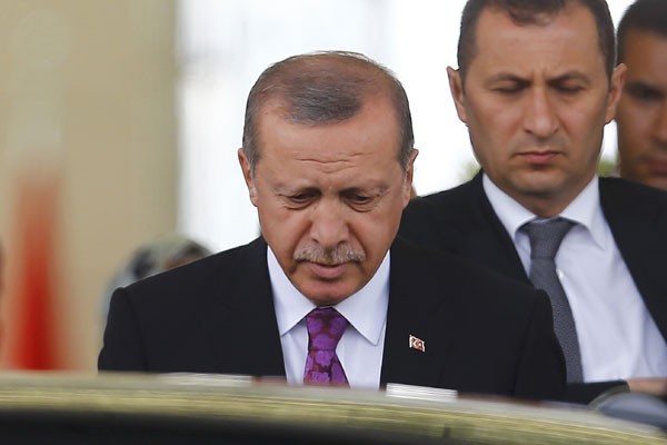 Erdogan bersumpah Turki tak akan lemah hanya karena bom Erdogan bersumpah Turki tak akan lemah hanya karena bom