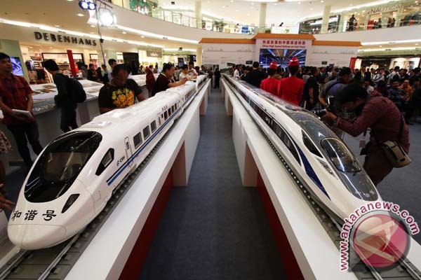 Pemerintah upayakan pembuatan kereta cepat libatkan industri dalam negeri