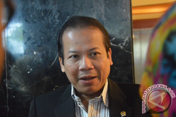 DPR sarankan BI lakukan monitoring secara ketat