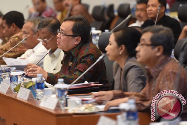Menkeu: APBN 2016 akan lebih realistis Menkeu: APBN 2016 akan lebih realistis