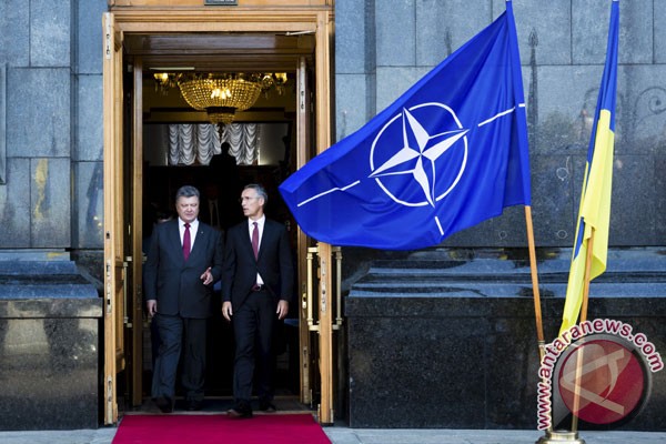 NATO undang Montenegro bergabung, abaikan Rusia