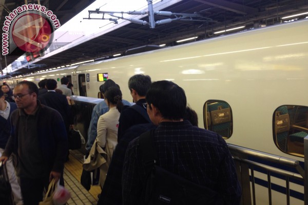 Jepang siap bangun kereta peluru pertama di India Jepang siap bangun kereta peluru pertama di India