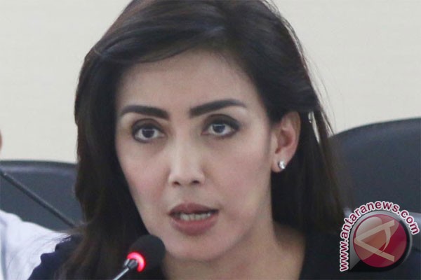 Pansus Pelindo II minta pemerintah larang DB beroperasi Pansus Pelindo II minta pemerintah larang DB beroperasi