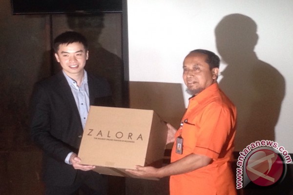 Zalora-PT Pos Indonesia jalin kerjasama fasilitasi pengembalian barang gratis Zalora-PT Pos Indonesia jalin kerjasama fasilitasi pengembalian barang gratis